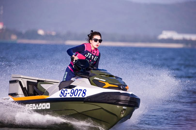 DASS-217 Có đúng là người chuyển giới cảm thấy tốt hơn phụ nữ gấp 100 lần không? NH hiểu rõ cơ thể đàn ông nhất.